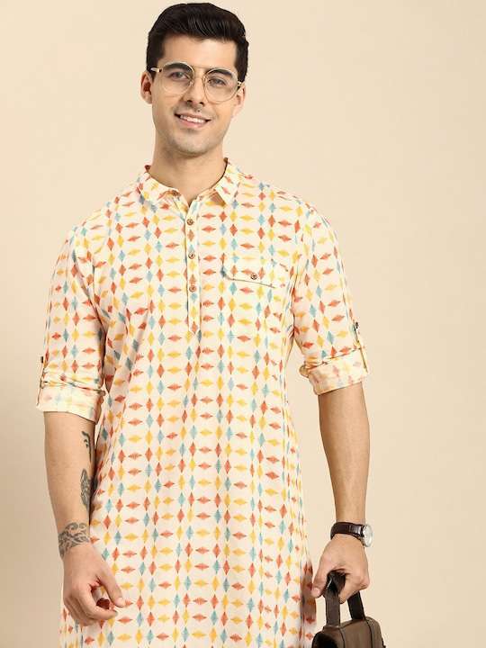 Men Off White & Blue Geometric Printed Kurta
